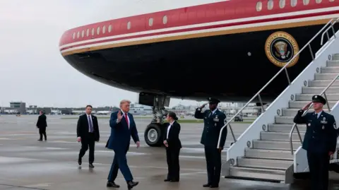 Trump boards Air Force One in Geneva, Ohio, on 11 August 2026