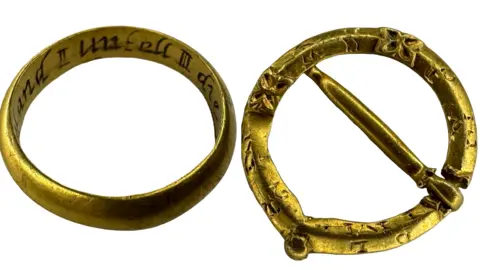 Hanson Ross A gold posy ring dating to about 1550-1700 with the inscription "My hart [sic] and I untell I die" could sell for up to £1,200, and a 13th Century gold annular brooch has a price tag of between £600 and £800 