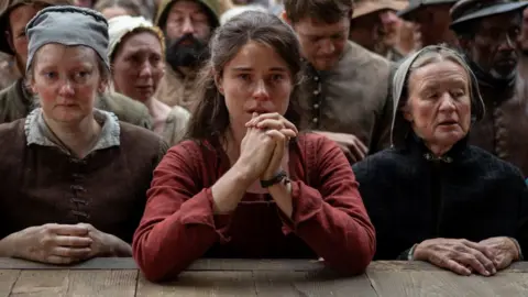 Jessie Buckley in Hamnet