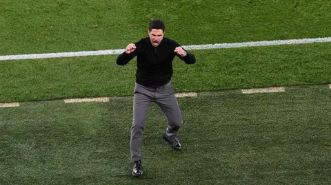 Arsenal manager Mikel Arteta celebrates an Arsenal victory