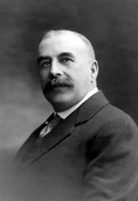 TPT Image of Thomas Pocklington in a grey suit