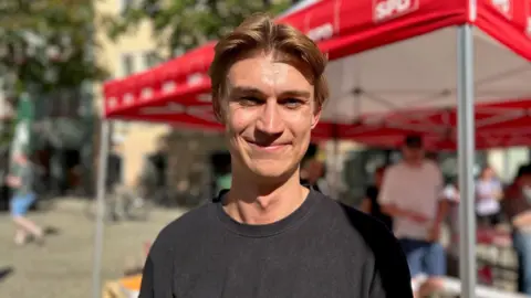 Levi Schregtendahl, an SPD activist from Jena.