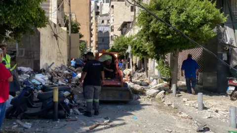 Rubble removal in Beirut