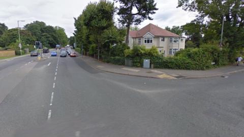 Copsem Lane/Milbourne Lane junction in Esher