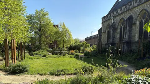 Britt Willoughby of the Core Arts garden This garden is located behind a church adjacent to the Core Arts centre in Hackney, an area that was previously overgrown with grass, brambles, and wildflowers