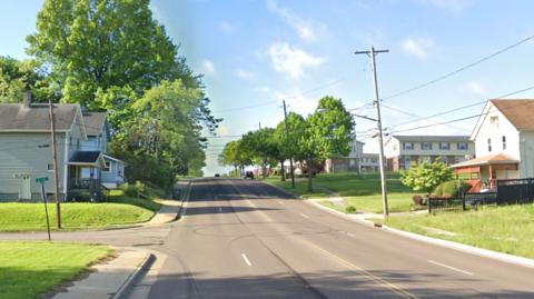 Google street view image of the intersection of Kelly Avenue and 8th Street in Akron, Ohio