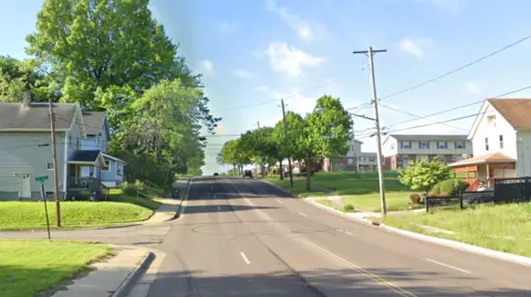 Google street view image of the intersection of Kelly Avenue and 8th Street in Akron, Ohio