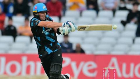 Nathan Smith in action for Worcestershire