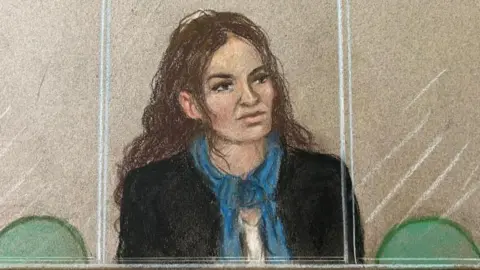 Julia Quenzler Court sketch of Constance Marten wearing a blue scarf, she is sat in between two empty green chairs. 