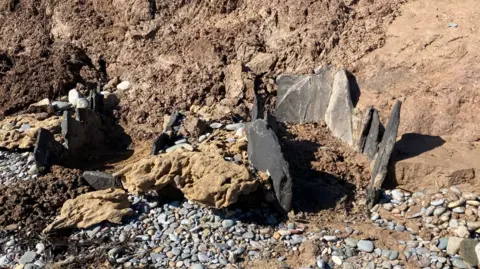 BBC Slab-lined structures thought to be graves