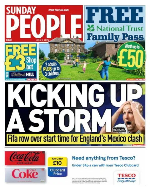 The headline on the front page of the Sunday People reads: “Kicking up a storm”. 