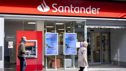 Getty Images A Santander branch in Shrewsbury, UK