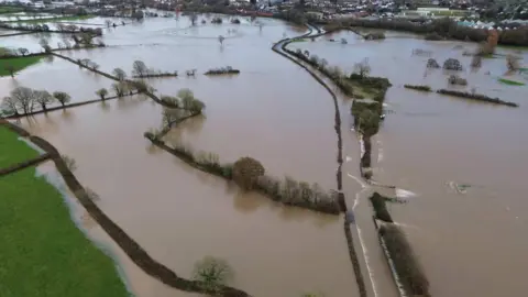 Simon Aplin flooding at Axminster