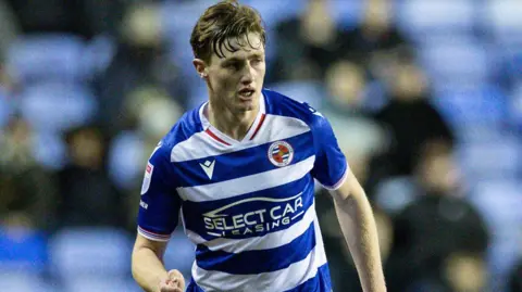 Michael Stickland playing for Reading