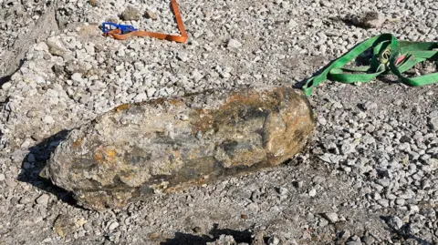 Paris police prefecture Unexploded bomb on building site