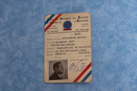 Catherine Nivromont Robert's internment card