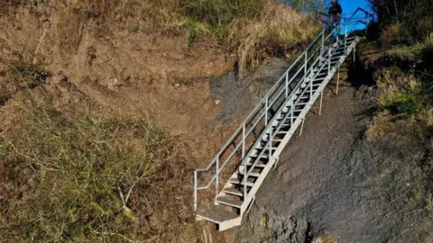 Alastair Smith Port Mulgrave cliff fall (Jan 2021)