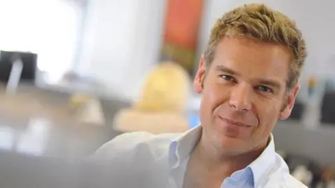 JONATHAN WARD Jonathan Ward