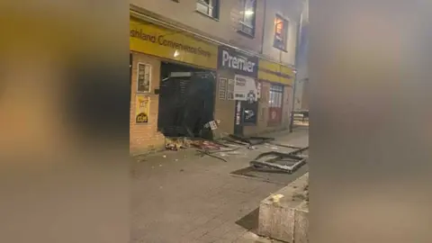 Milton Keynes cash machine stolen in shop ram raid