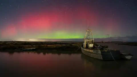 Gary Pearson Aurora borealis Brancaster Staithe in Norfolk