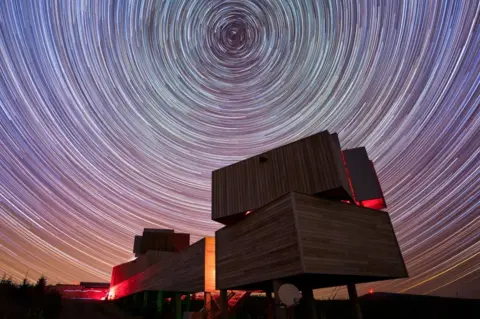 Kielder Observatory Spinning star affect above observatory