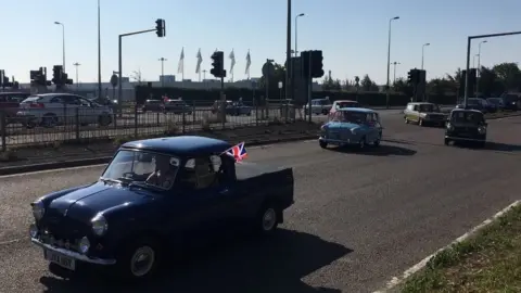 Minis driving in Oxford