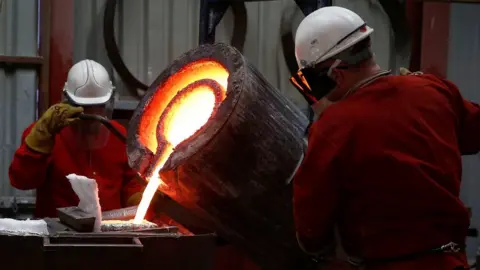 Reuters Foundry workers