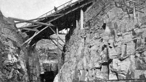 Queensbury Tunnel Society Constructing the tunnel 