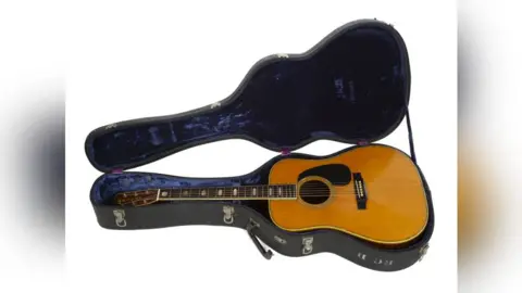 Julien's Auctions  clapton guitar