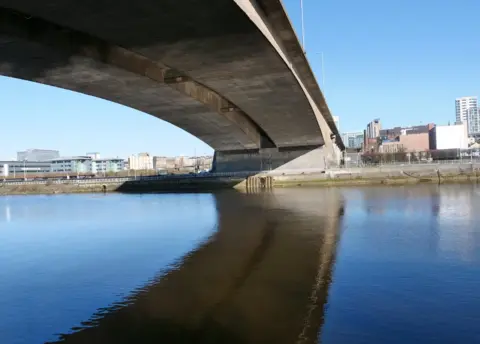 Glasgow Motorway Archive Kingston Bridge from below