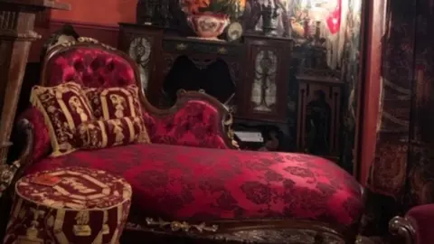 Julia Wood Julia Wood's home