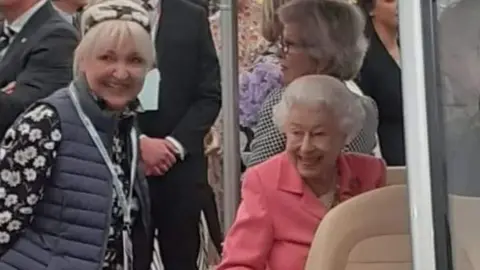 Hart family Lorraine Hart and the Queen