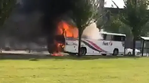 Pupils were safely evacuated from a school bus that caught fire while heading to Dunfermline High School.