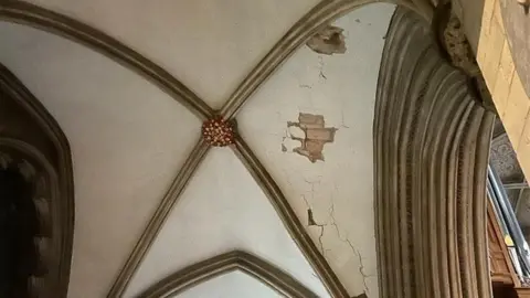 Worcester Cathedral The damaged vault