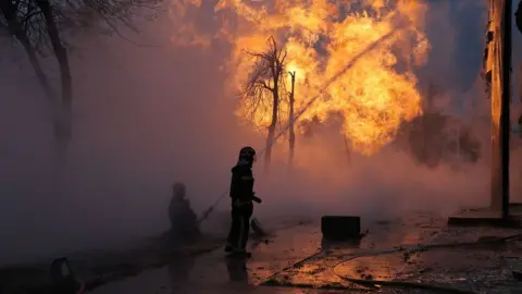 Gas pipeline on fire in Kyiv after a Russian attack