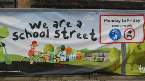 LDRS A School Streets sign in Haringey