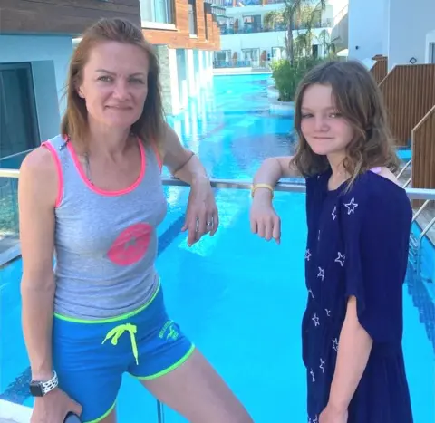 Sian Armour Sian Armour