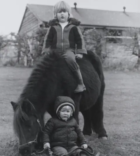 Clare Balding Clare and Andrew Balding with Valkyrie