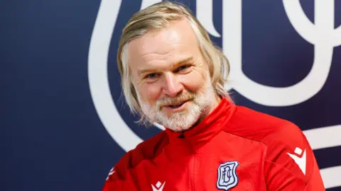 Dundee manager Steven Pressley