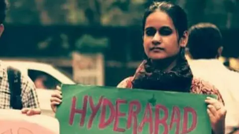 Pinjra Tod Natasha Narwal at a protest