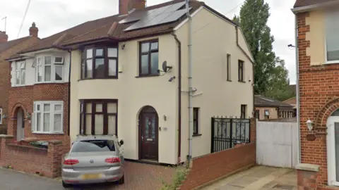 Google Maps House on Northfield Road