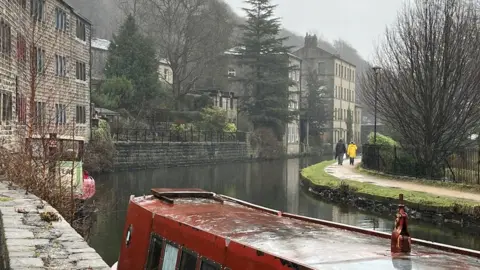 The canal through Hebden Bridge