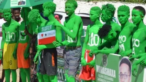 Ahmed Kadleye People painted in colours Justice and Development party