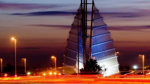 HGP Architects Tri-Sails