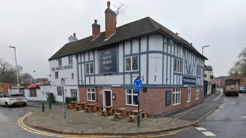 Google The White Horse in Quorn