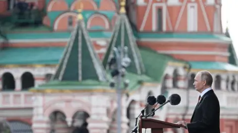 Ria Novosti/Efe Putin gave his address to thousands of soldiers and dignitaries on Red Square