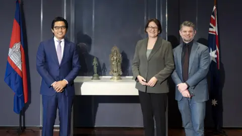 National Gallery of Australia Cambodian ambassador, Cheunboran Chanborey, gallery director Nick Mitzevich and MP Susan Templeman