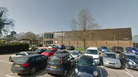 Google Batchwood Sports Centre