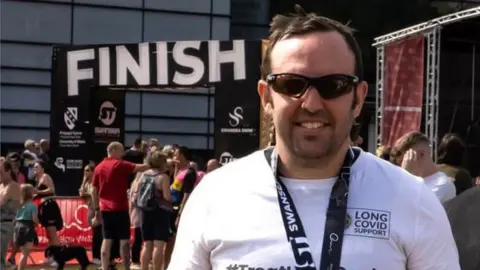 Jade Cole Gareth Evans at a triathlon