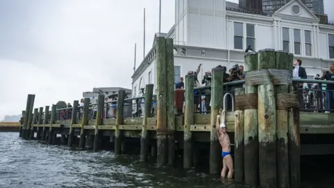 The Lewis Pugh Foundation Lewis Pugh